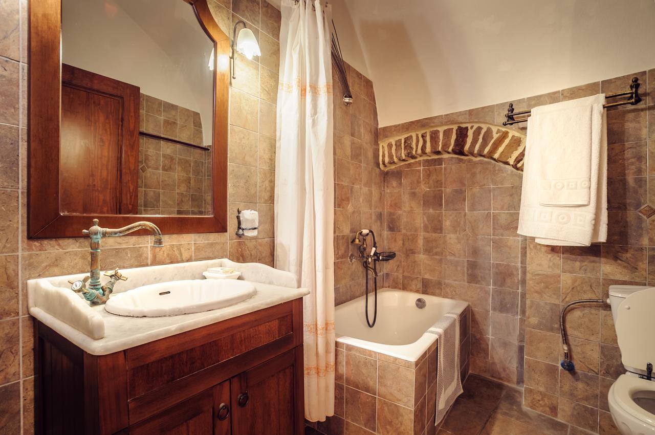 Mouzaliko Guesthouse Mansion Kampochora  Buitenkant foto